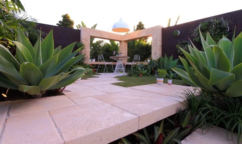 Outdoor Lighting 1506